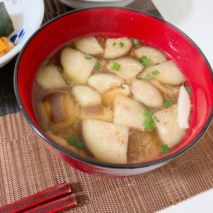 ナスと椎茸の味噌汁